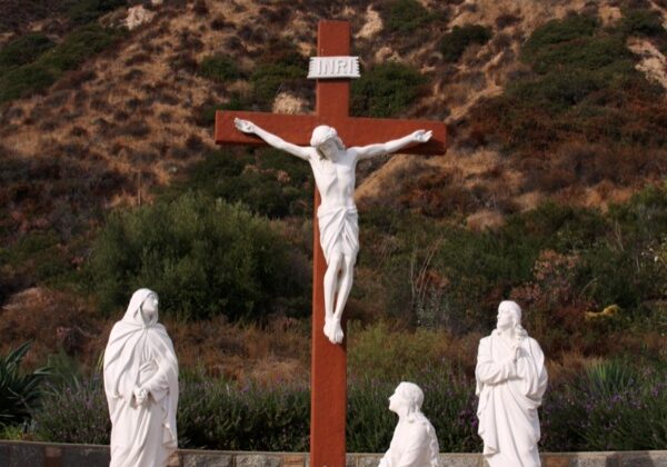 MD Station 12 - Jesus is Raised upon the Cross and Dies