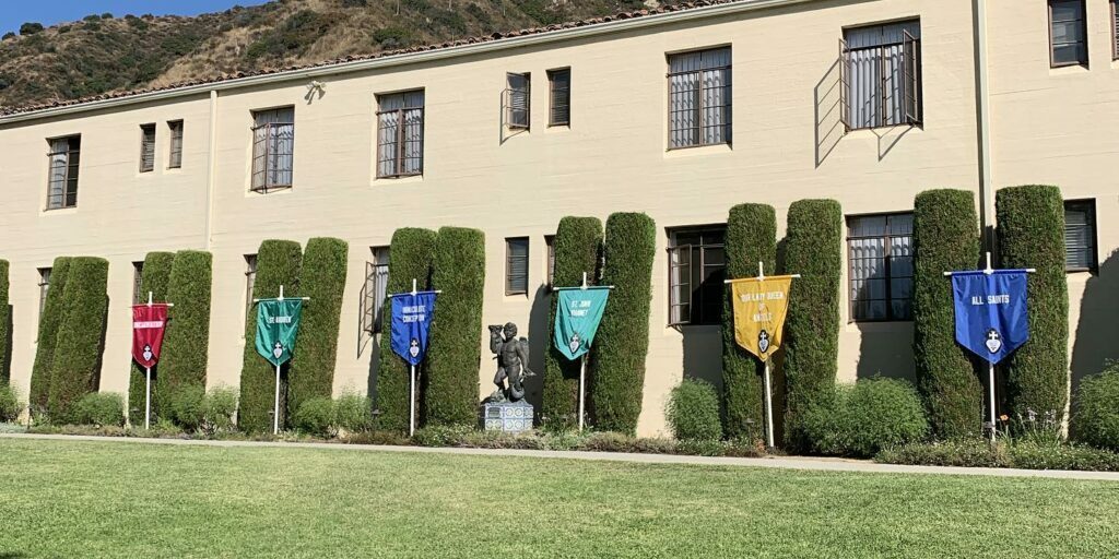 Retreat-cal-page-1024x1024-panorama-3c2a316b5cf6ff25b82e1db5845558a3-wdy7lj3f5bxv